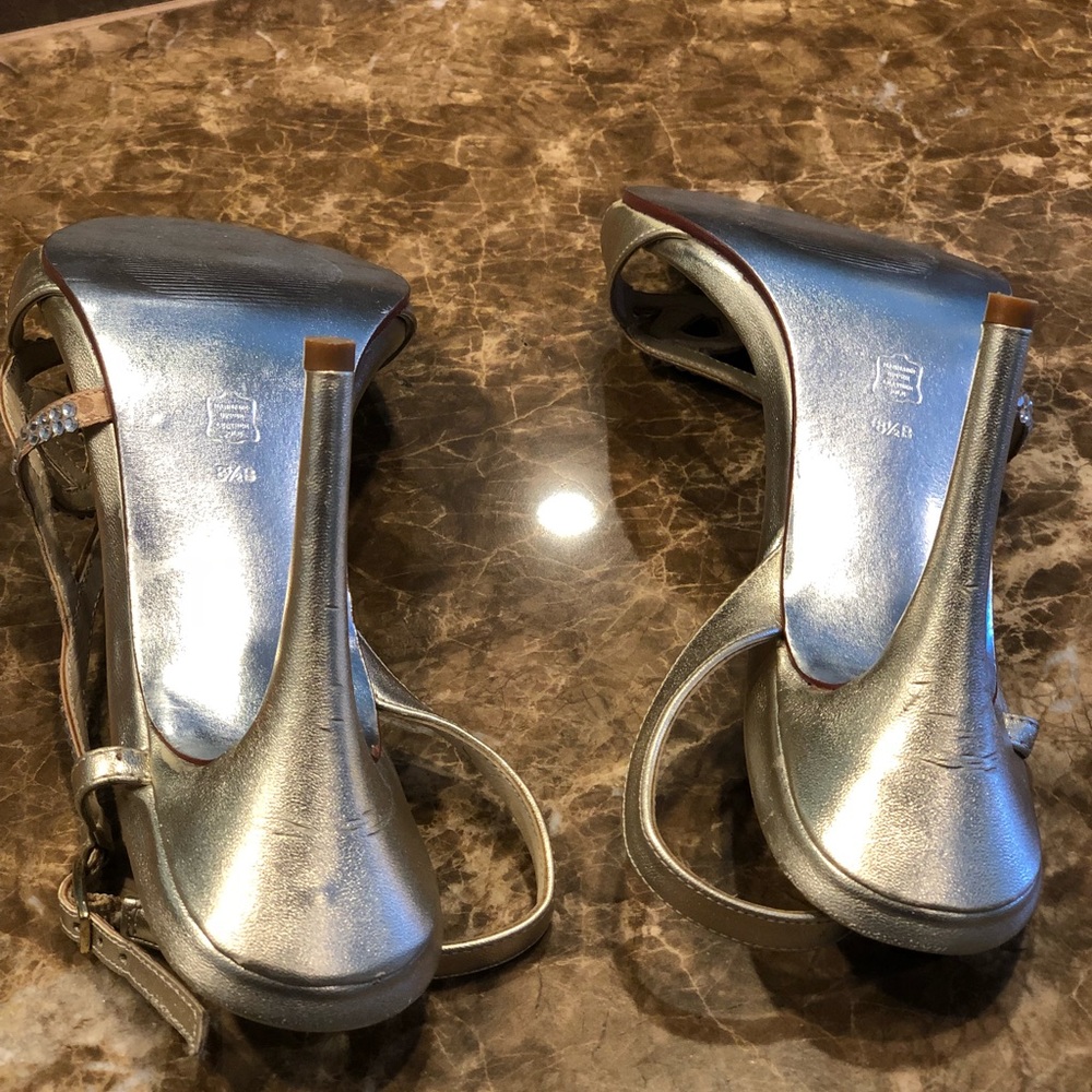 E Live From The Red Carpet Size 8.5 - image 4